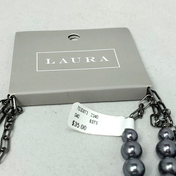 Laura Canada  gray 3 strand multi layer necklace - Picture 4 of 4